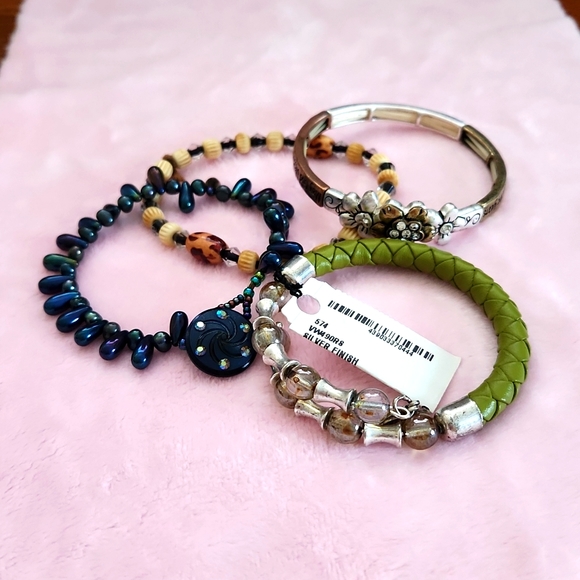 Jewelry - Bracelet Set